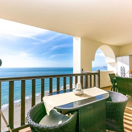 Magnificas Vistas Al Mar Apartment Benalmadena Bagian luar foto