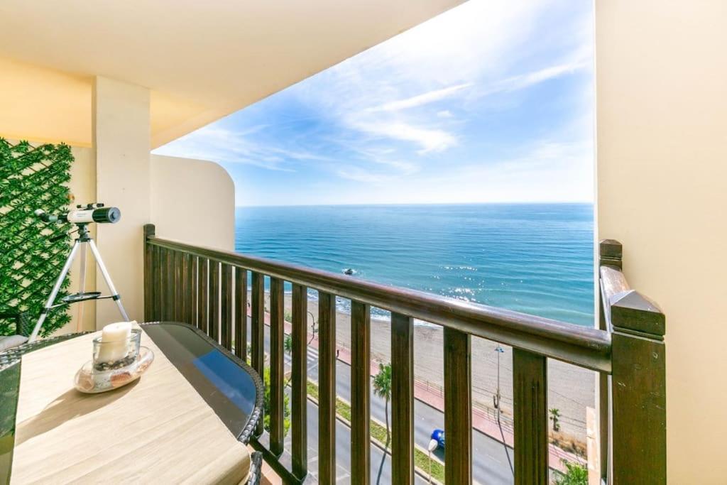 Magnificas Vistas Al Mar Apartment Benalmadena Bagian luar foto